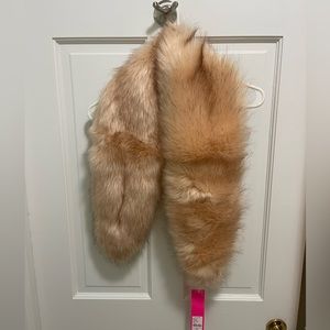 Lilly Pulitzer faux fur scarf